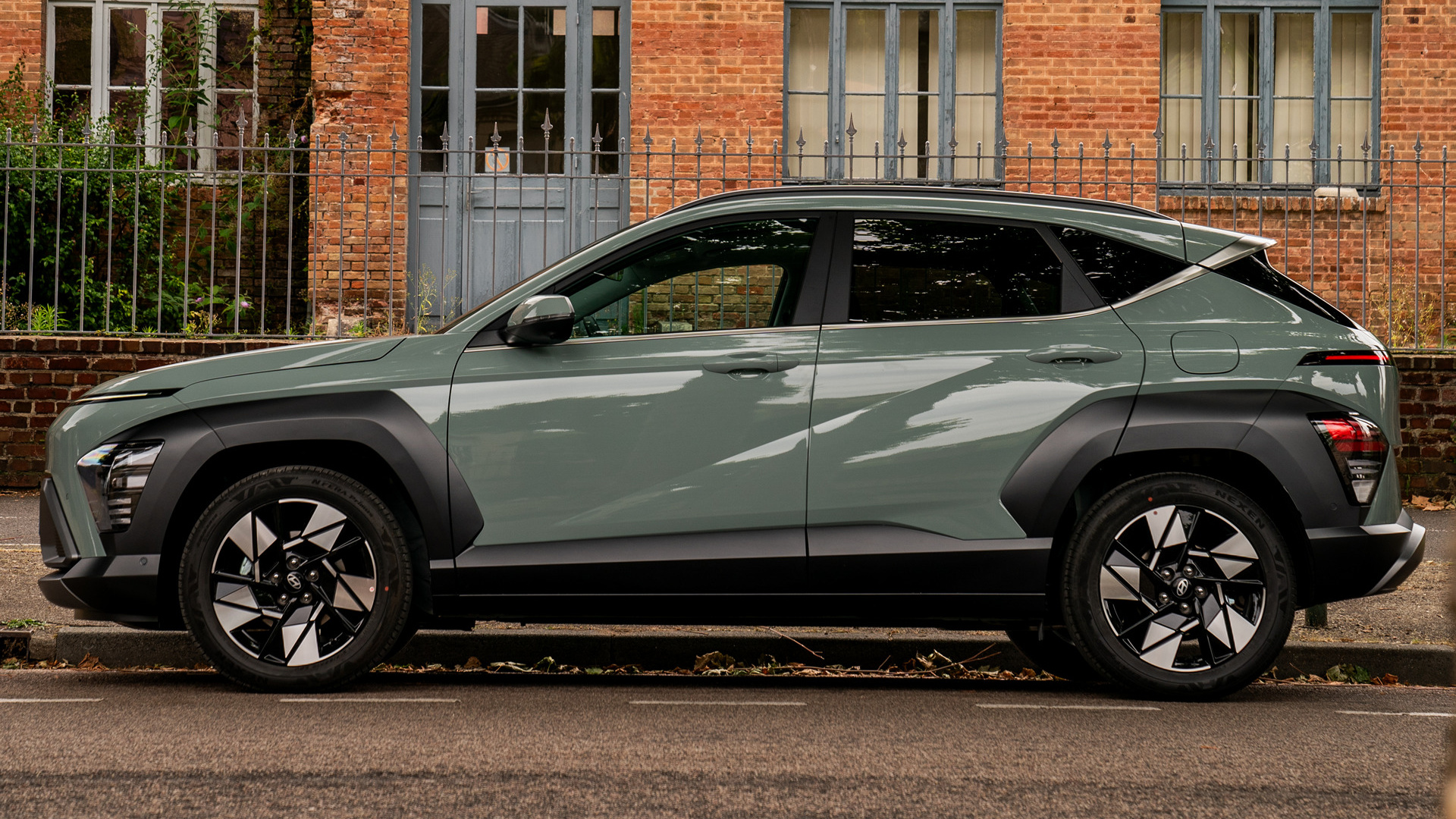 carpixel.net-2023-hyundai-kona-hybrid-120007-hd